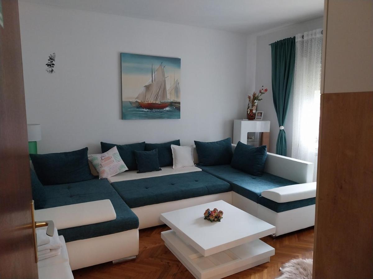 Marina Gloria Apartment Zadvorsko ภายนอก รูปภาพ